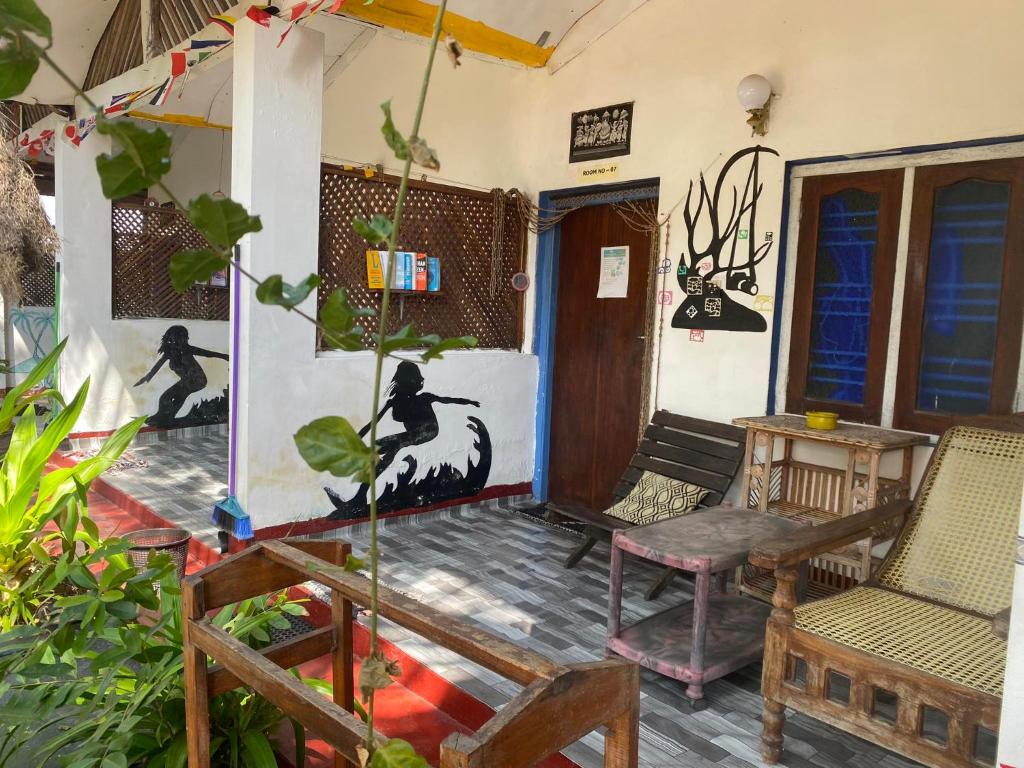 Star Rest Beach Hotel photo 1