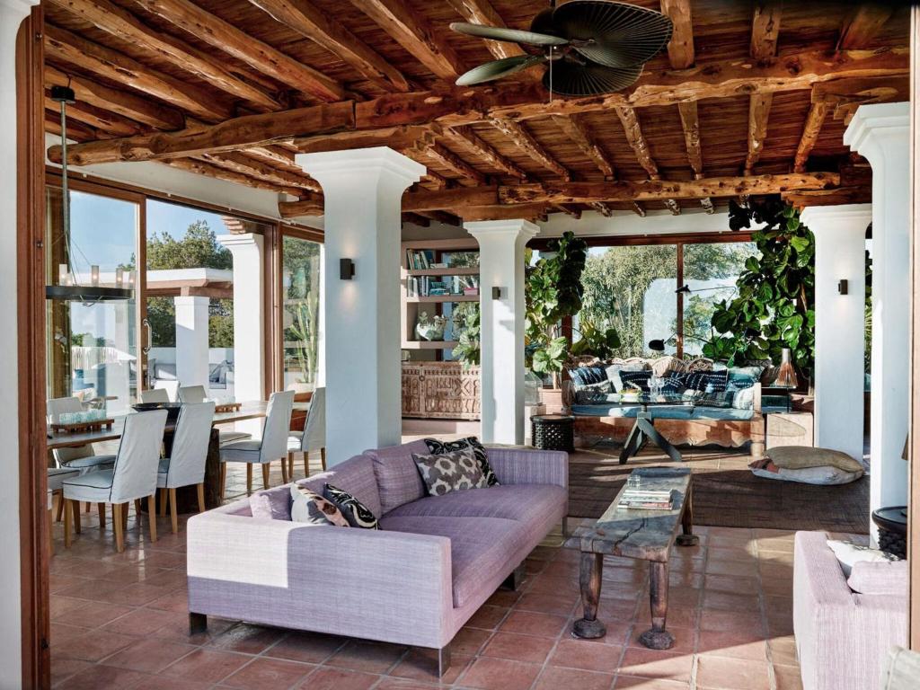 Beautiful villa for 12 people photo 3