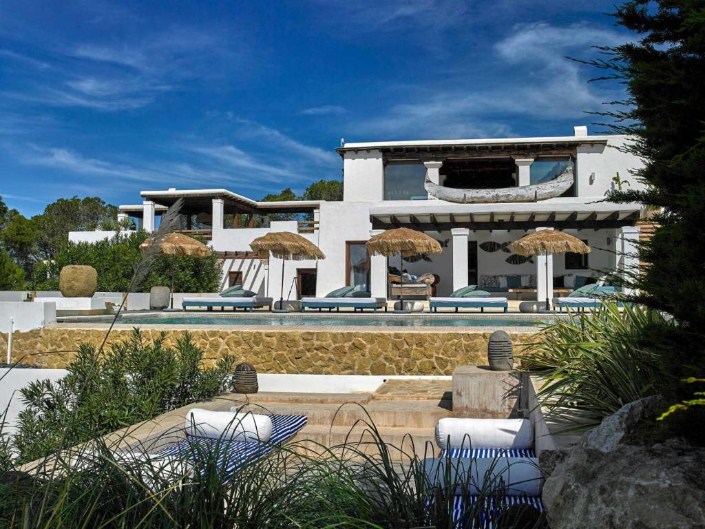 Beautiful villa for 12 people photo 2