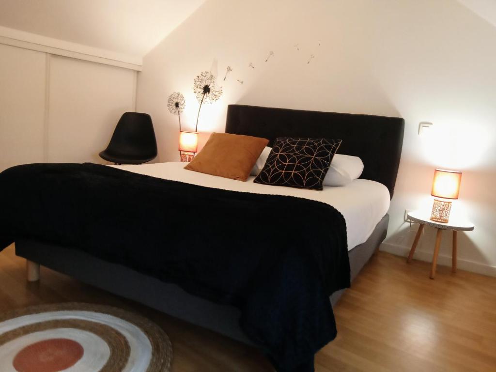 Le Duplex, parking wifi aux portes de vannes photo 1