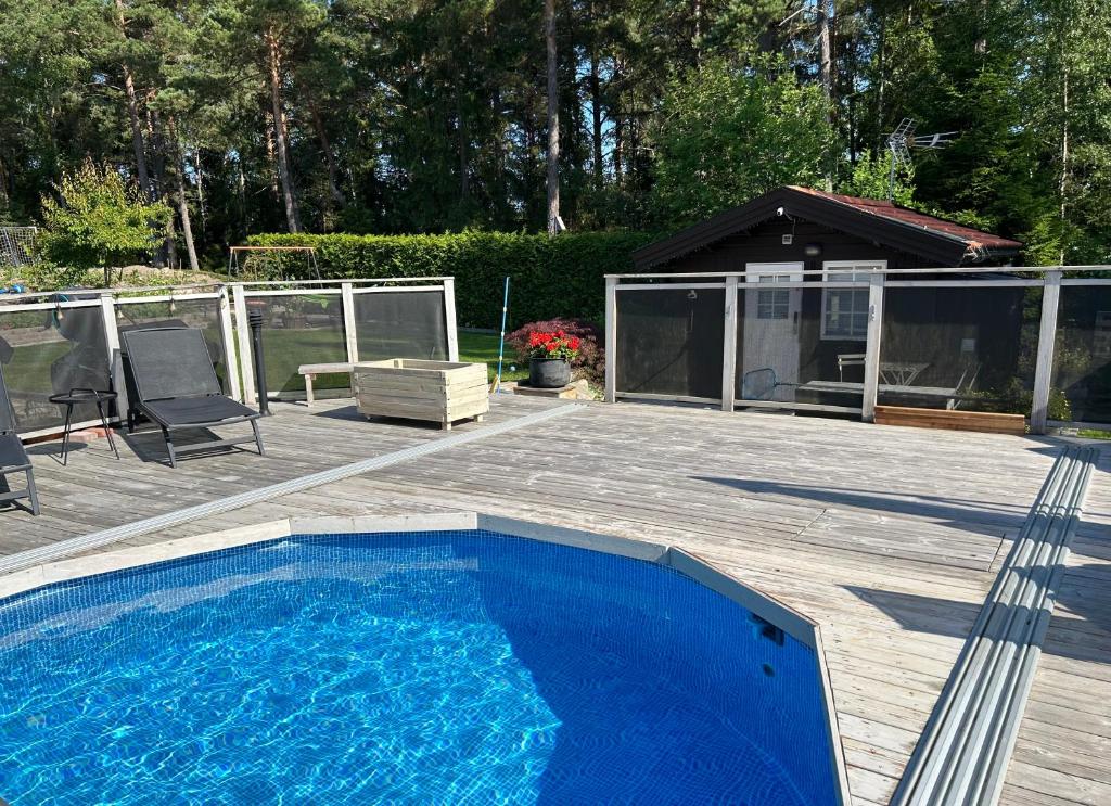 Guest house or Loft with Pool photo 2