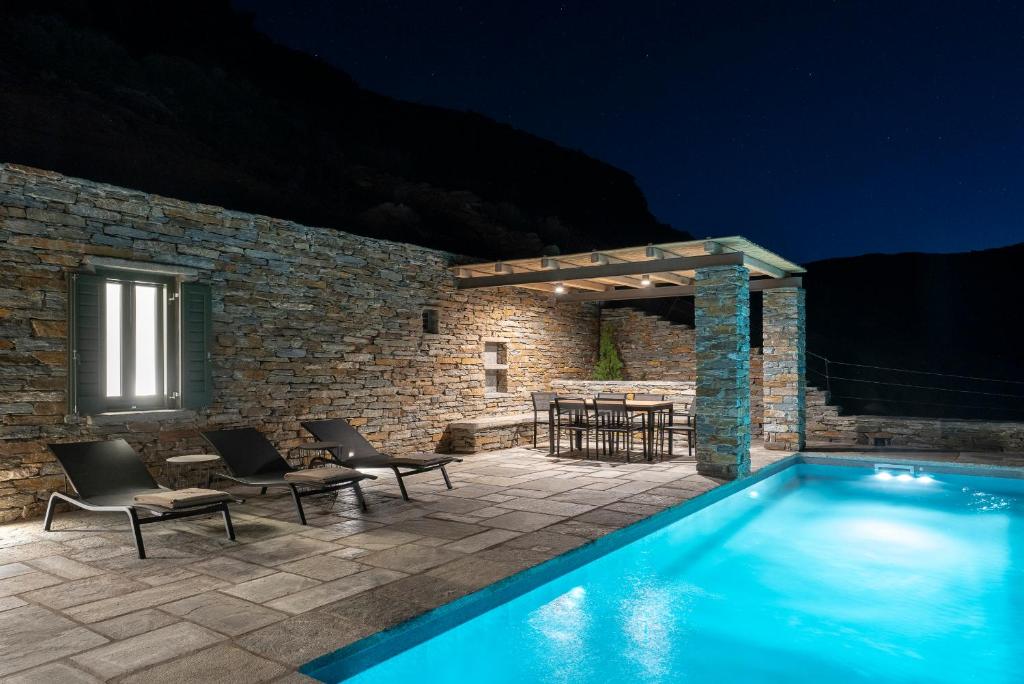 Triad Villas photo 2