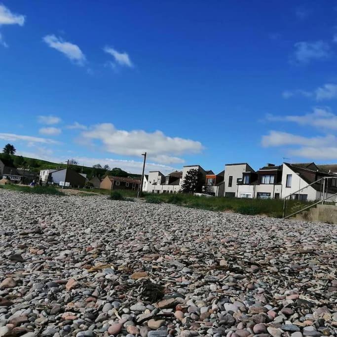 Stonehaven Scotland -Sea front location -Sea views photo 3