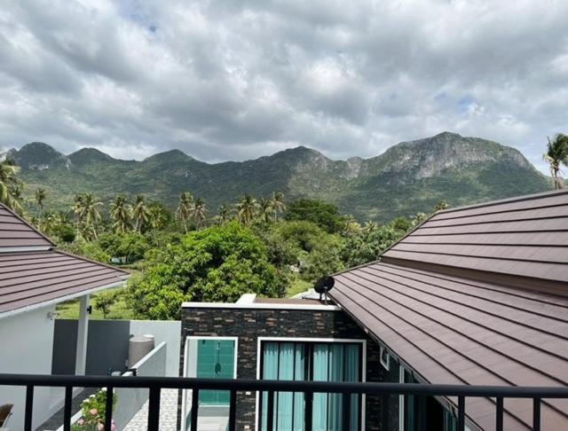 Seaside Mountain Retreat photo 3