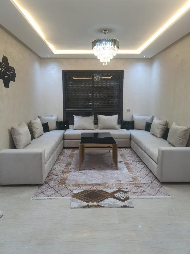 Appartement à Victoria bouskoura