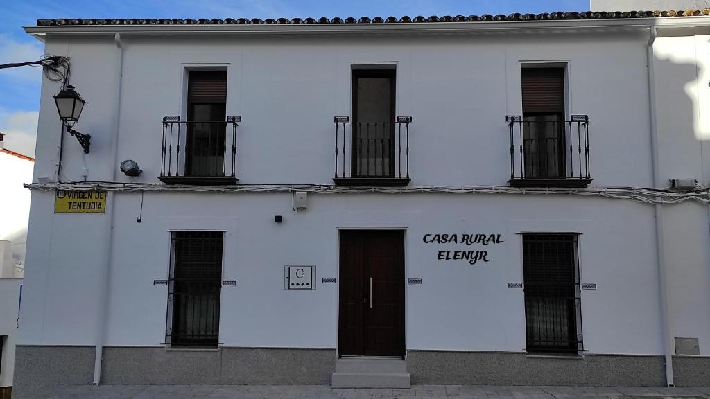 CASA RURAL ELENYR photo 3