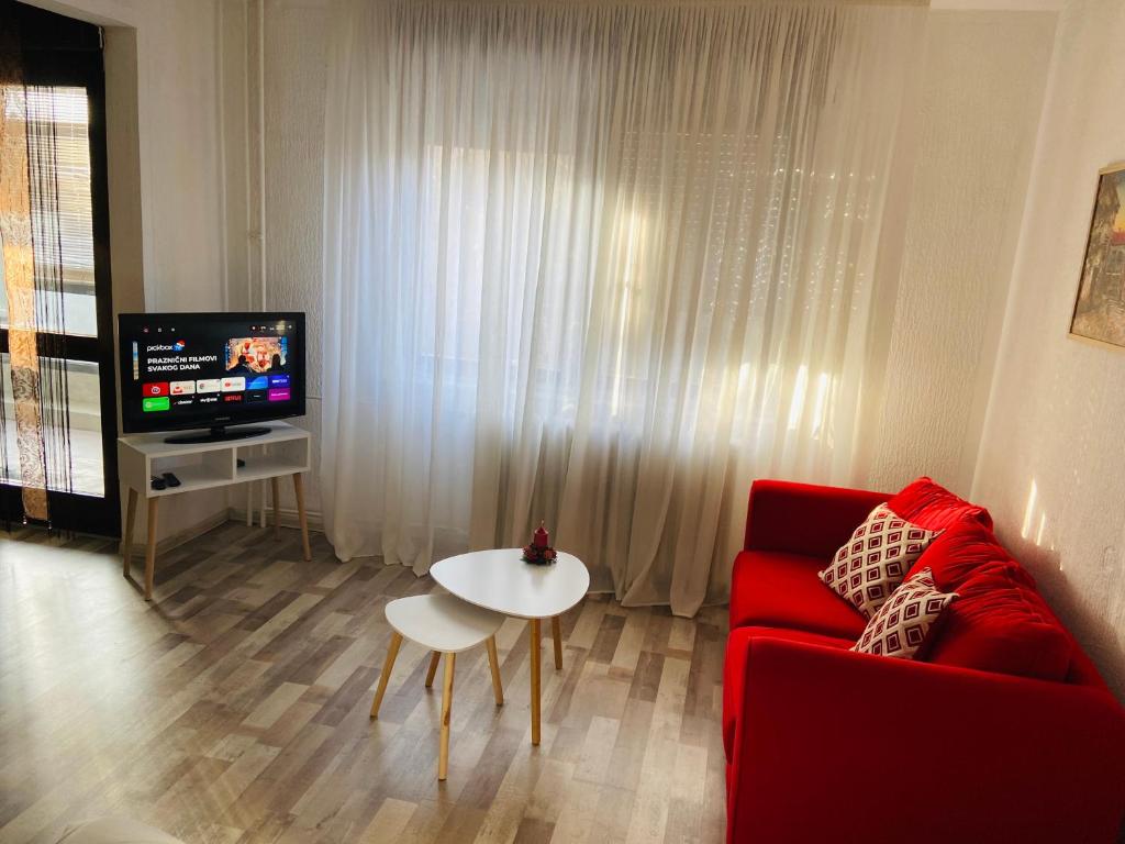 Sunny Hill Apartment photo 1