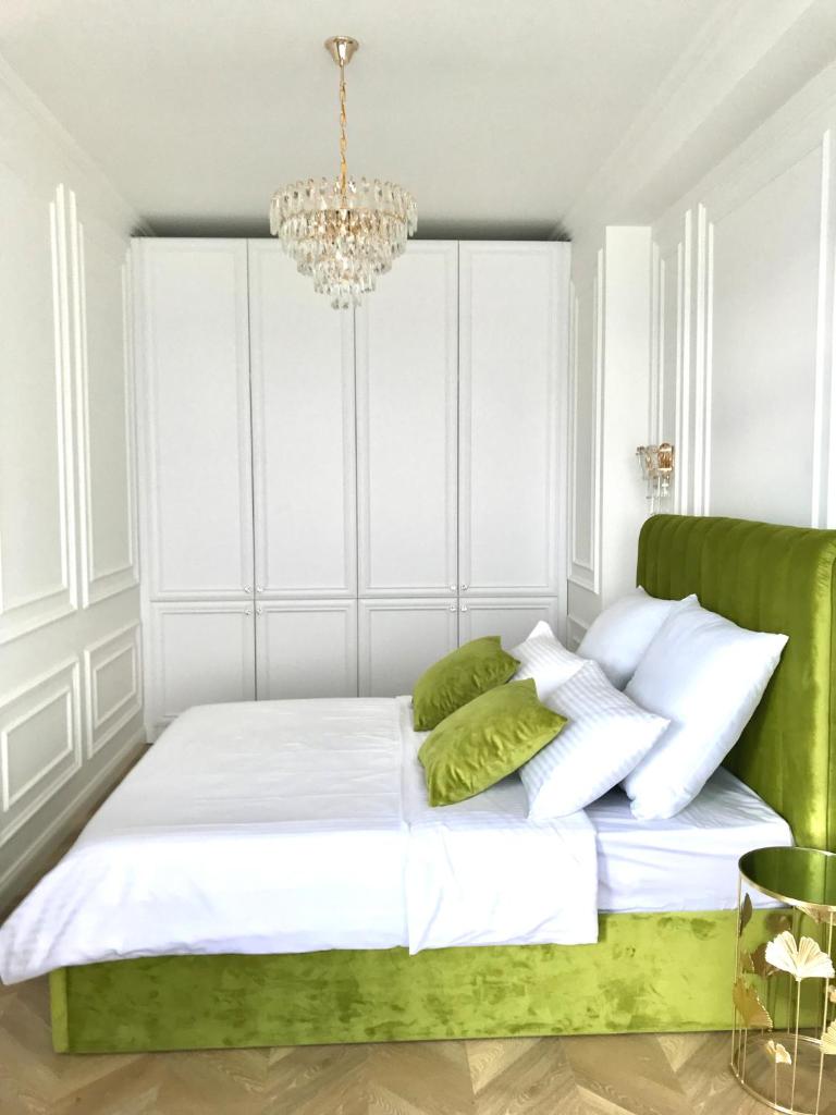 Brand new 1-bedroom apartment in city centre photo 2