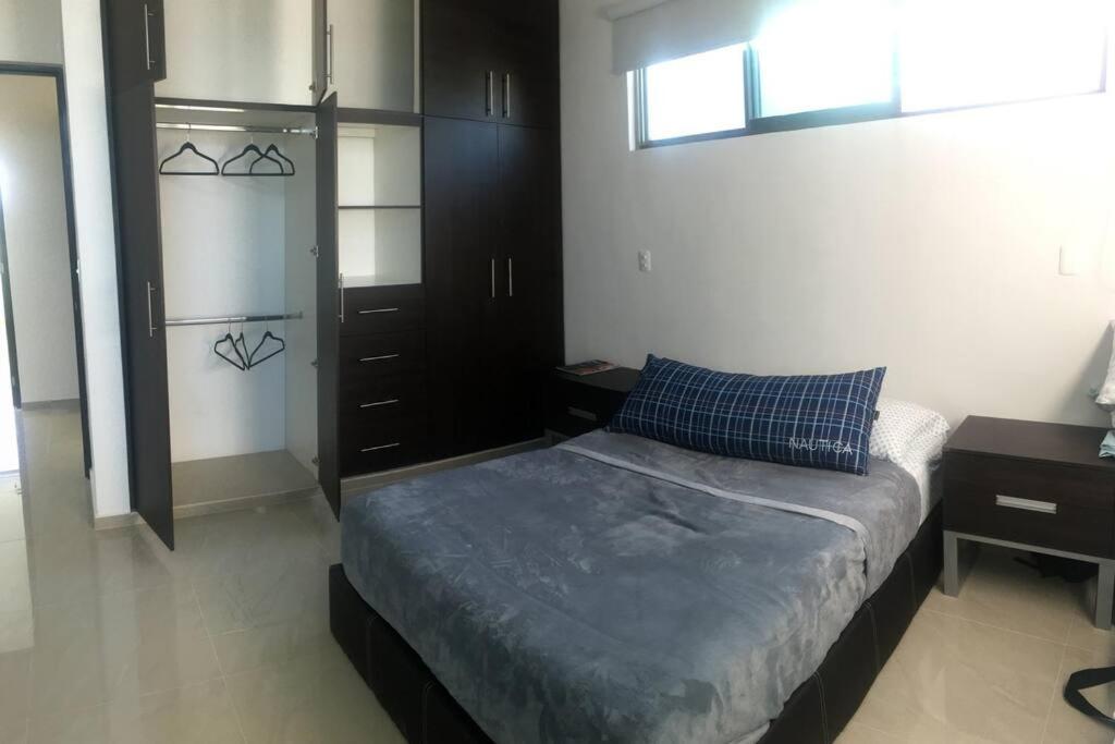 Residencia con ALBERCA y JARDÍN privado photo 3