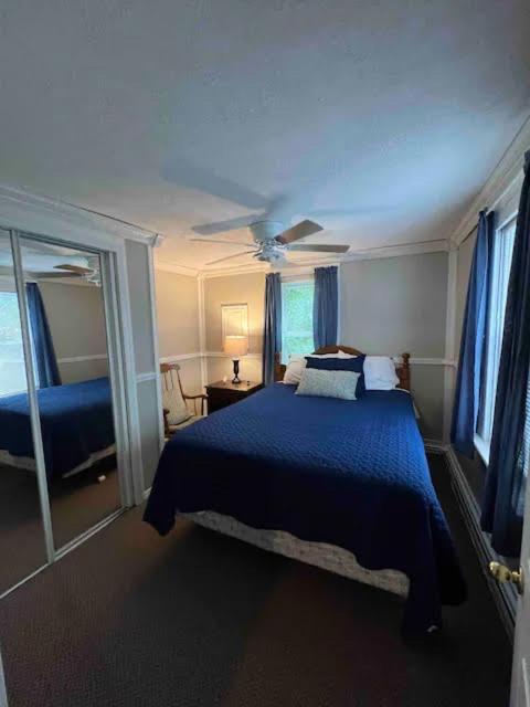 Homey Houghton Haven photo 4