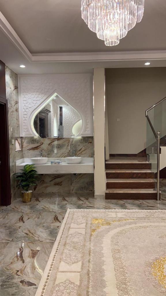 Luxury 5 bedrooms villa in muscat
