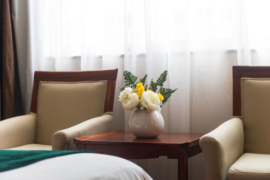 Shenzhen Shangyuan International Hotel Longhua Metro photo 4