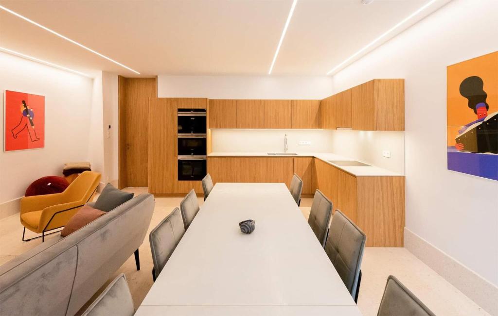 Beautiful Home In Petrcane With Wi-fi photo 4