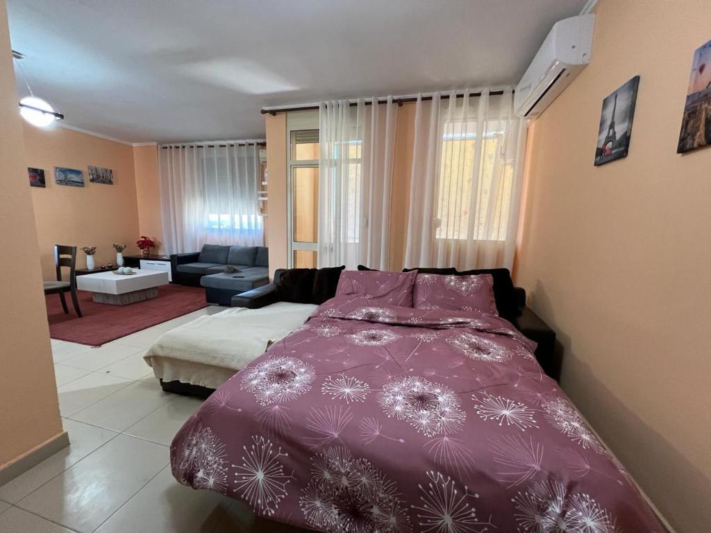 Elbasan center family apartment n.42 photo 3