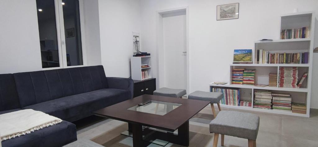 Spacieux et serein avec patio, barbecue et WIFI photo 2