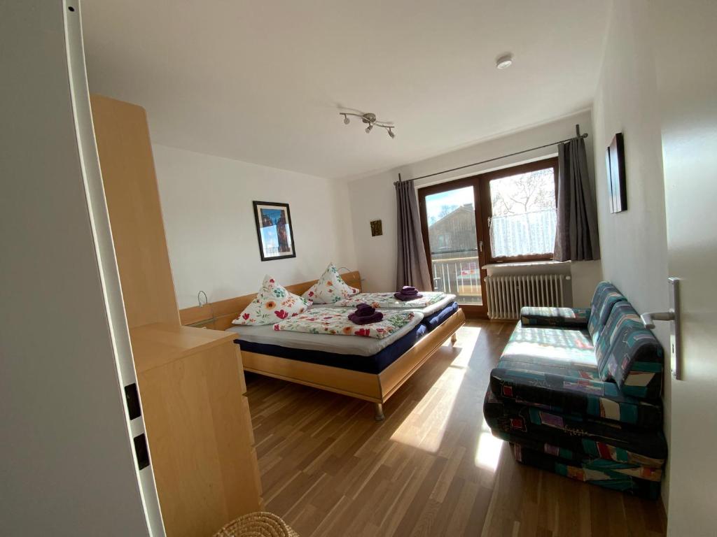Sunny apartment in Pähl photo 3