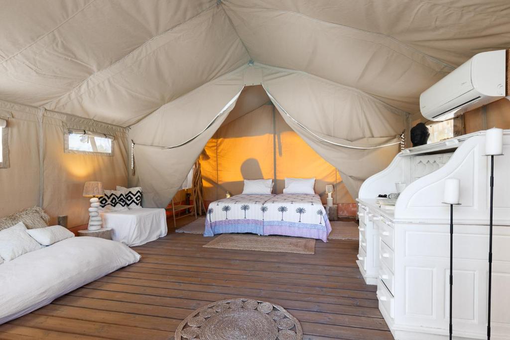 NOMAD GLAMPING photo 1