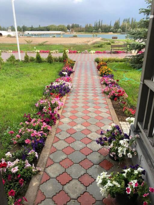 Уютный коттедж "PARIS", 30м от пляжа! 3 спальни, терраса и летняя кухня! photo 3