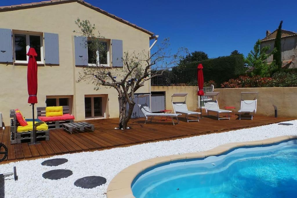 Jolie Maison avec jardin et piscine privée photo 2