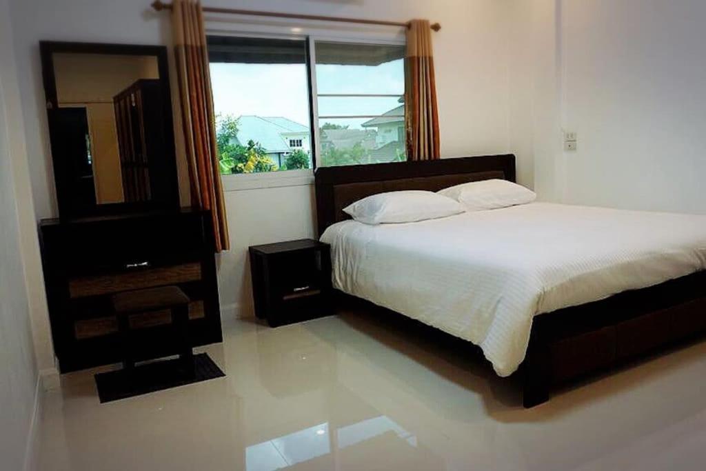The Living - Holiday Home Phayao photo 3