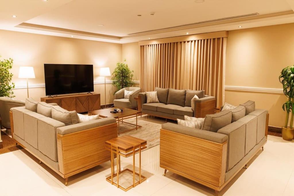 luxury duplex apartment Alkhobar
