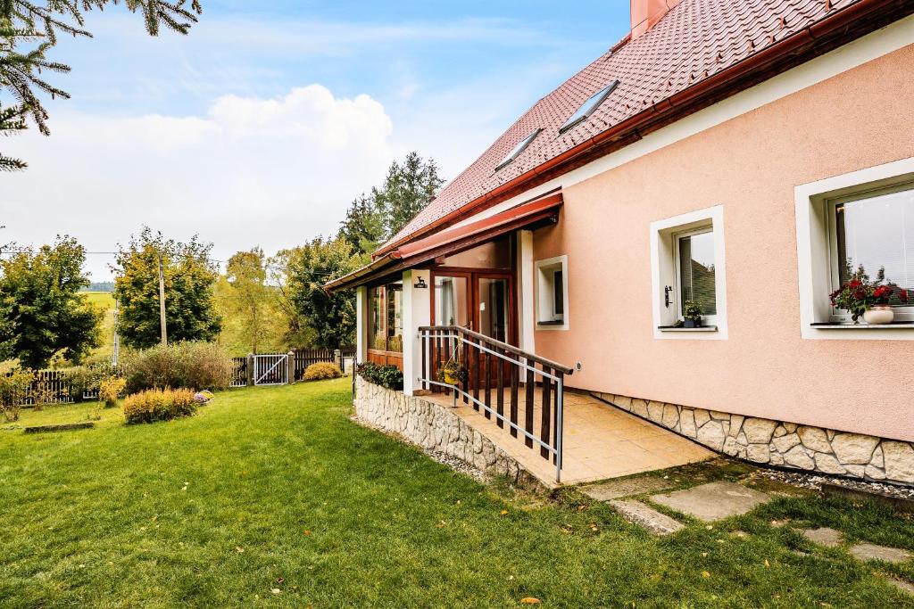 Cottage Prameny photo 2