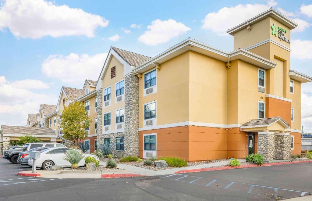 Extended Stay America Suites Temecula Wine Country image