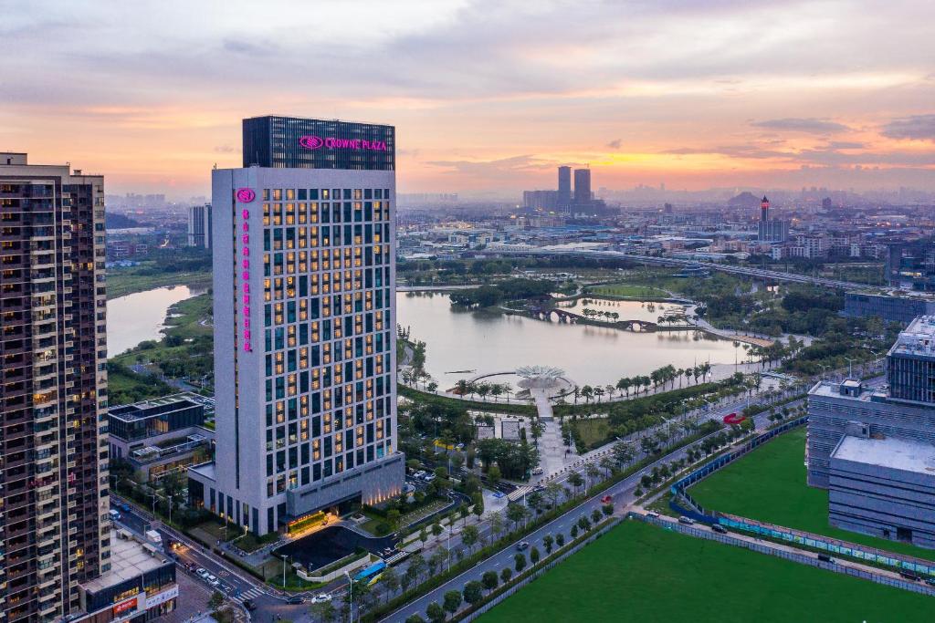 Crowne Plaza Foshan Nanhai-Free Canton Fair Shuttle Bus photo 1