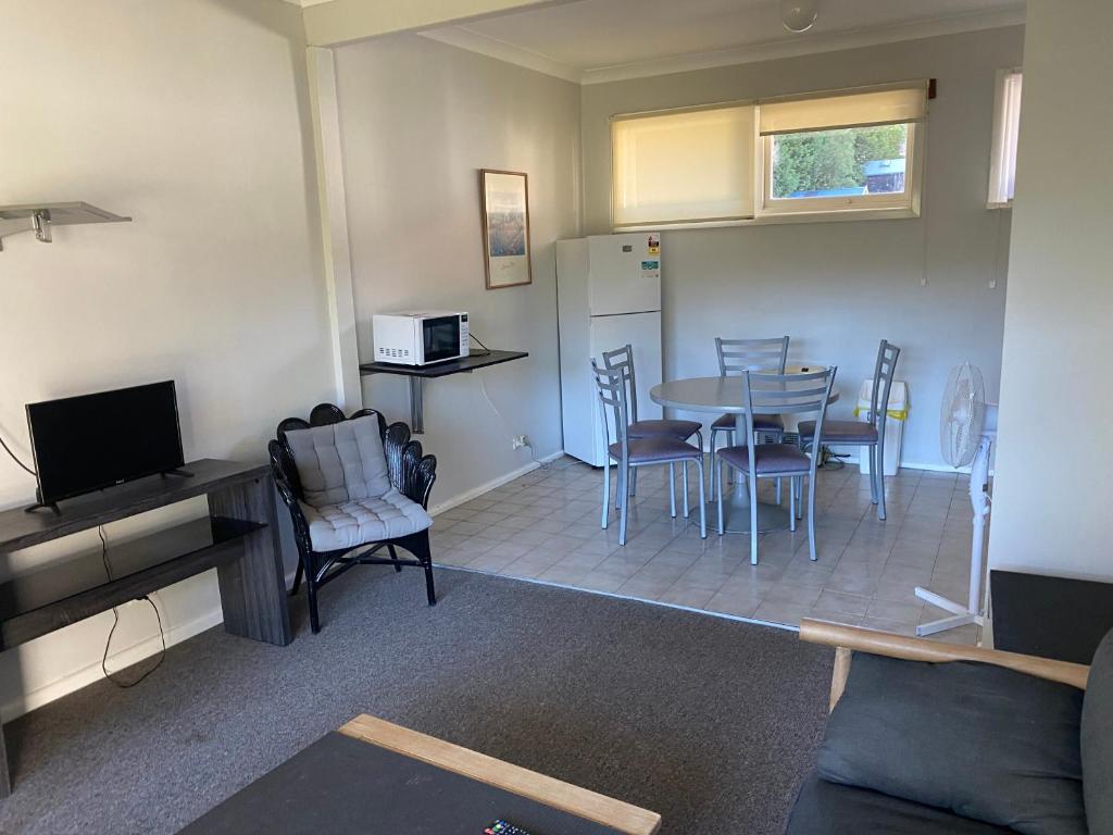 Blackheath Holiday Cabins photo 4