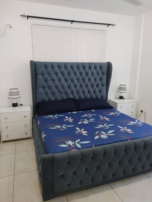 Modern Condo Near The Beach (Nyali) with AC photo 2
