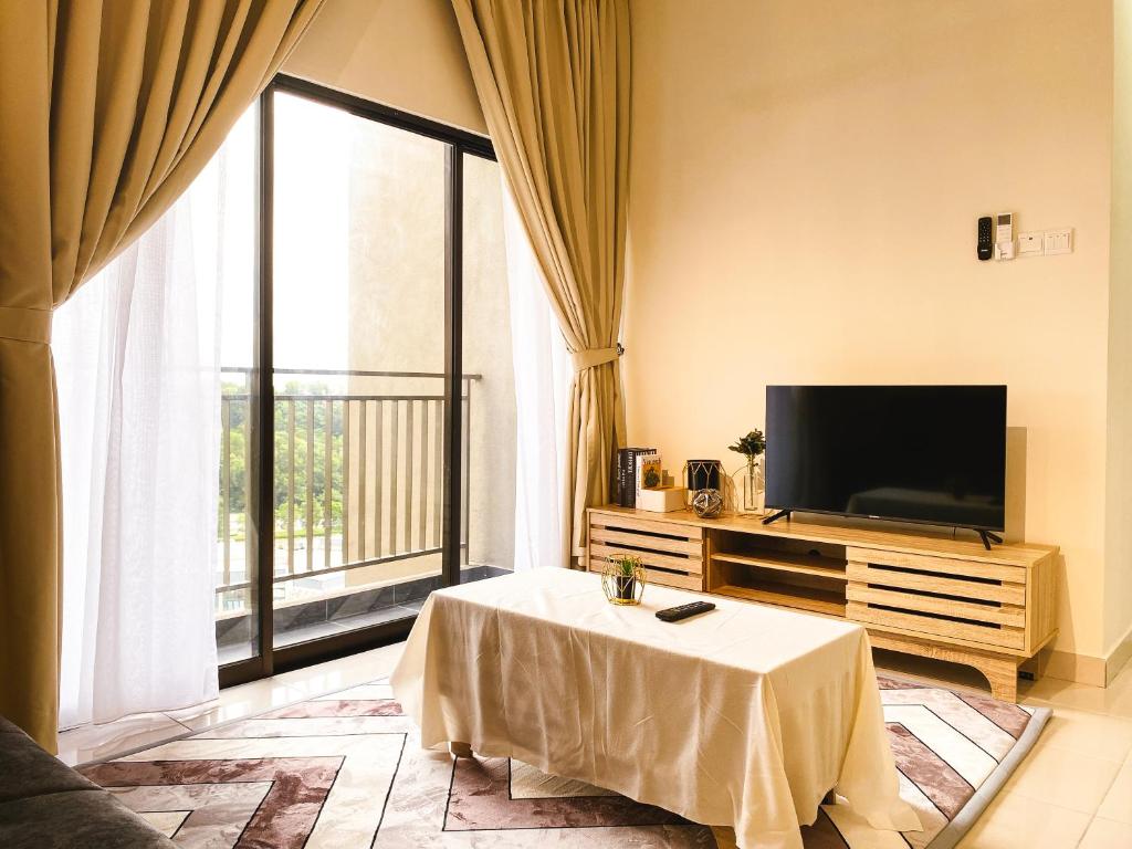 2 Family Rooms w/t Internet Nilai