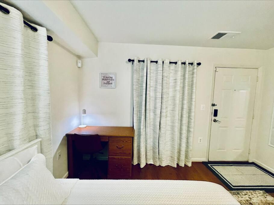 Studio in the heart of Rockville image