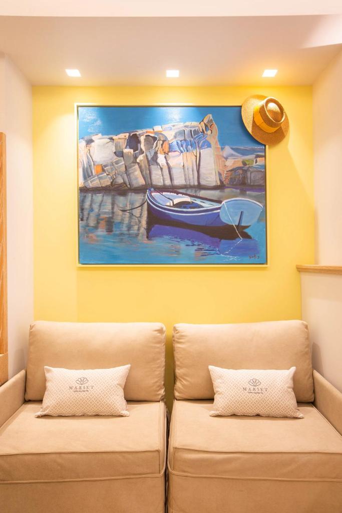Mariet Athens Spa - Tap to explore photos