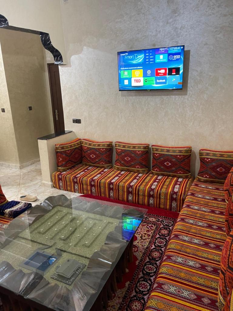 Dar Kernaf Eco House For Families I Entire Comfy Appartment I Fibre Internet Up to 100 Mbps I PALMS photo 2