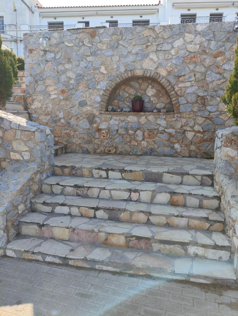 Ελένη photo 2