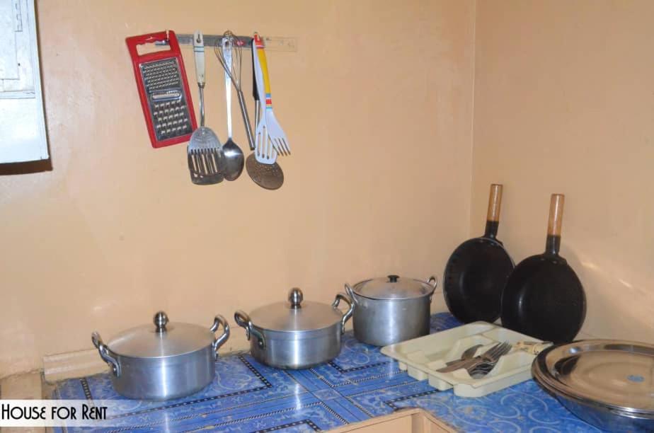 Fayes Afrikaans huisje Brusubi photo 3