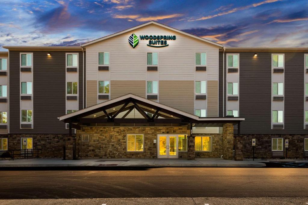 WoodSpring Suites Yorktown Newport News photo 2