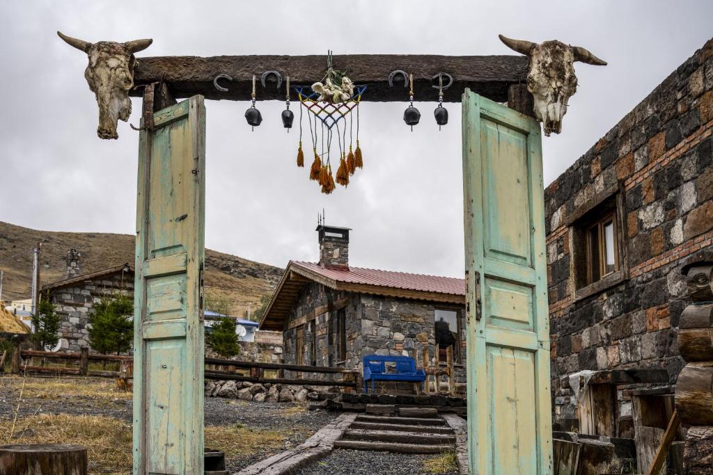 Doğunun Taş Evleri photo 4
