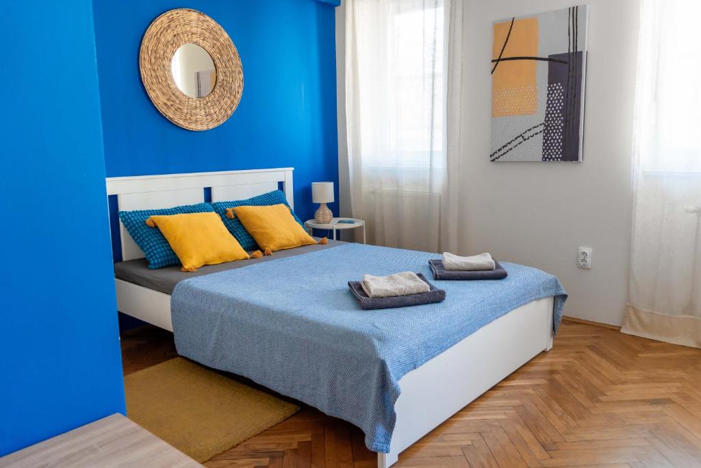 Seaside Apartment photo 2