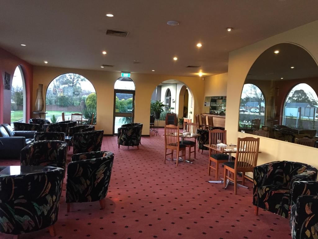 Bell Tower Inn photo 4