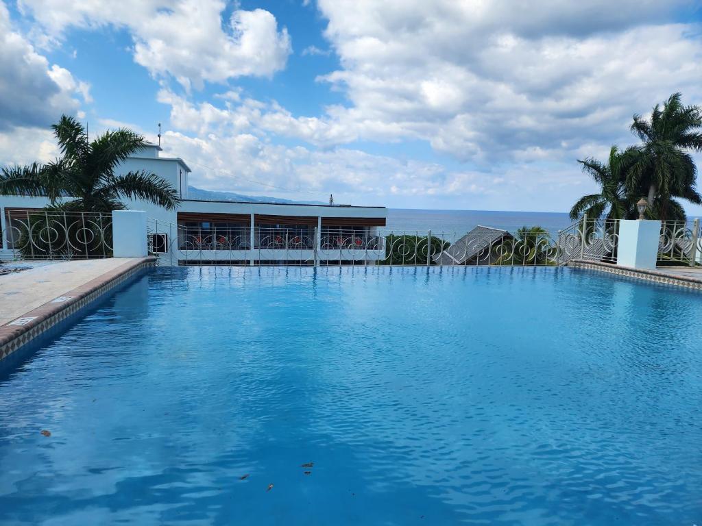 Hotel 39 Jamaica photo 2