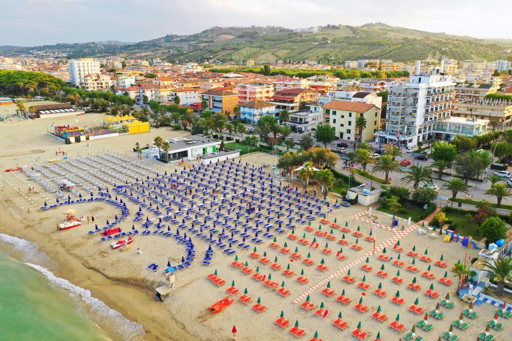 Aqua Family Apartments - Appartamenti con spiaggia, piscina, parcheggio e bici incluse photo 1