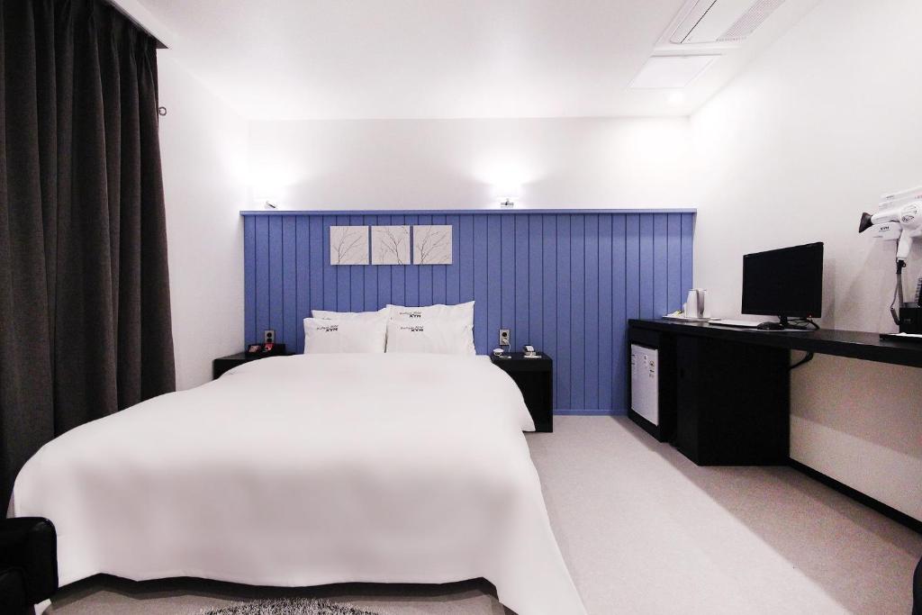 XYM Hotel Mundeok photo 3