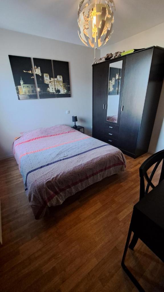 Appartement cosy 3 pièces avec garage privatif photo 4
