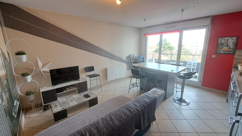 Appartement cosy 3 pièces avec garage privatif photo 1