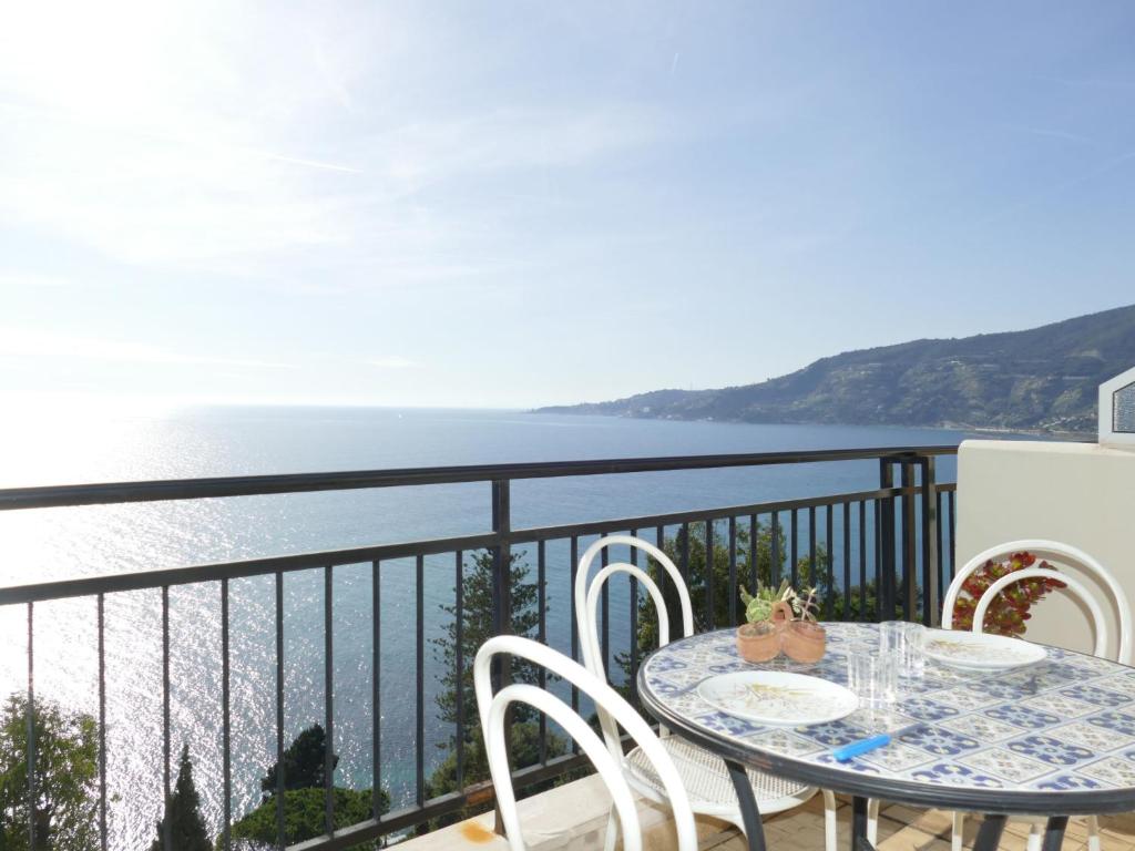 Apartment Nellina by Interhome