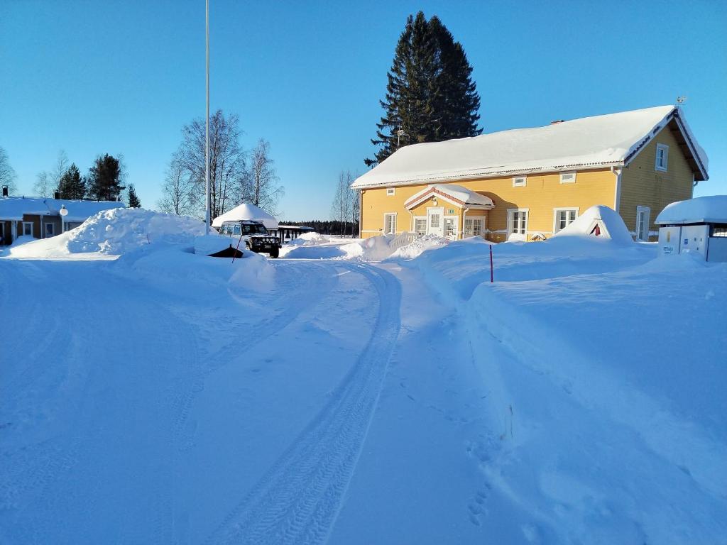 Ristijärven Pirtti Cottage Village photo 1