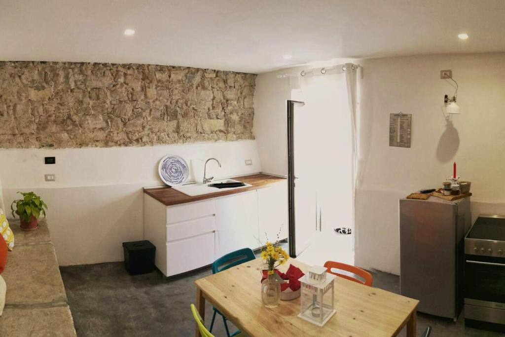 2 bedrooms appartement with terrace at Finocchito photo 2