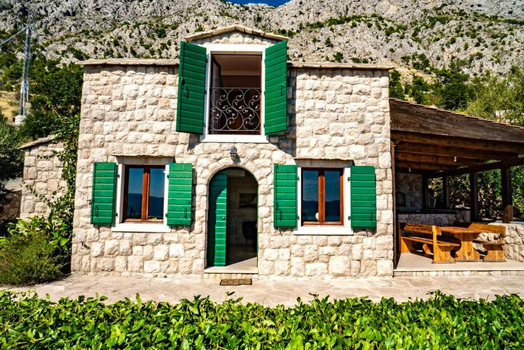 3 bedrooms house with private pool terrace and wifi at Lokva Rogoznica photo 3