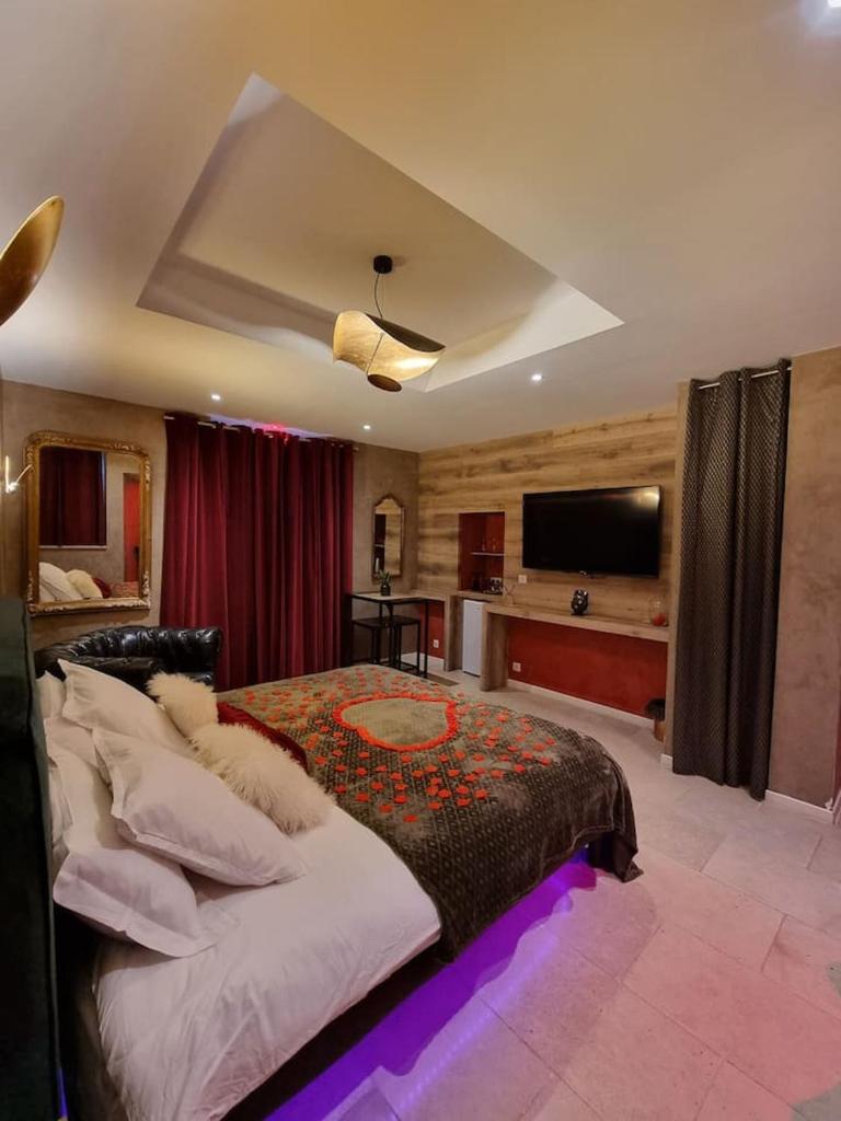 Appartement d'une chambre avec jacuzzi et wifi a Saint Zacharie photo 1